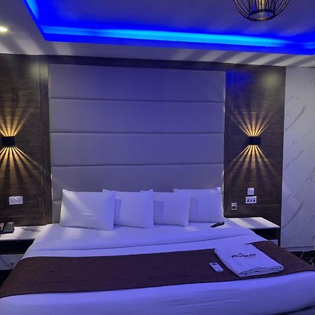 Presken Kuramo Waters Otel Lagos Dış mekan fotoğraf